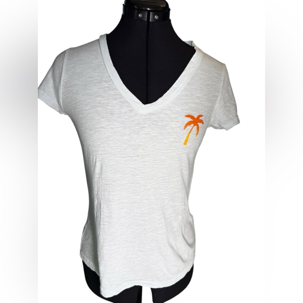 NWOT Sundry Palm Tree V-neck size XS